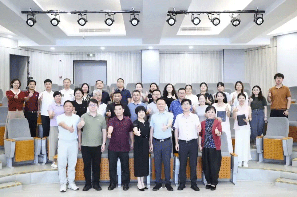 課程改革風(fēng)云起,品質(zhì)提升路徑新 課程改革風(fēng)云起,品質(zhì)提升路徑新